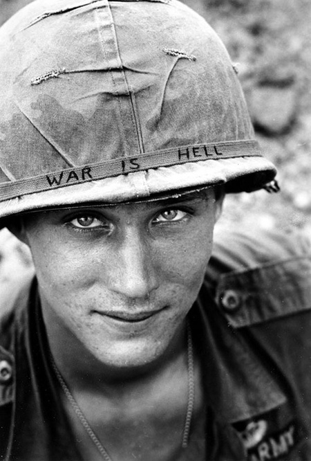 Солдат во Вьетнаме, 1965г.