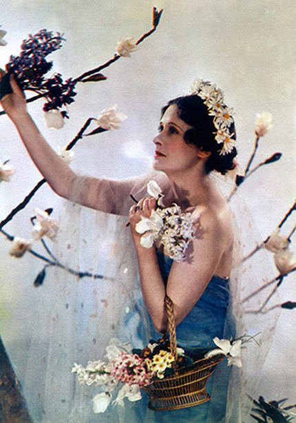 Lady Anne Rhys poses as the goddess Flora