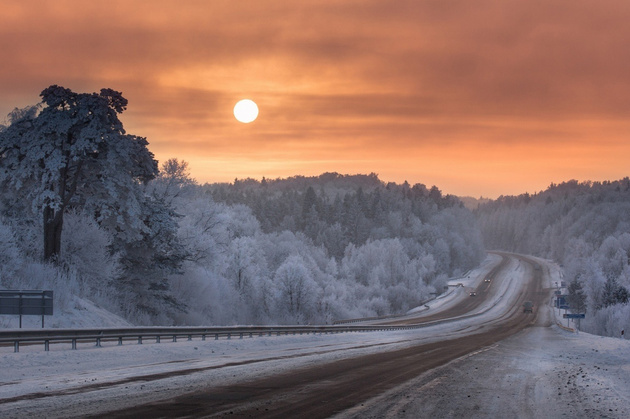 Frost road © Mindaugas Ma