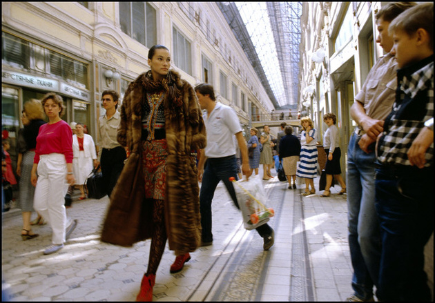 Fashion-фотосессия на улицах Лениграда. 1987 год
