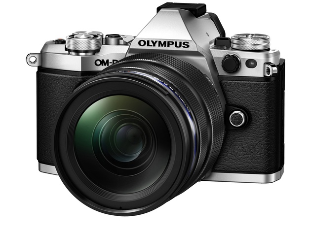 Olympus OM-D E-M5 Mark II - улучшенное видео и режим разрешения 40 Мп
