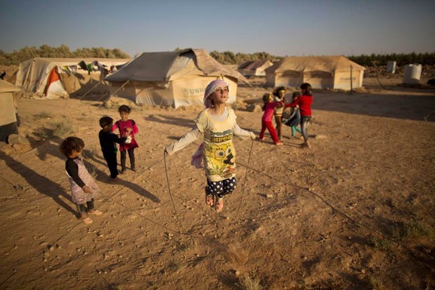 Сирийские девочки в лагере беженцев. Иордания © Muhammed Muheisen—AP