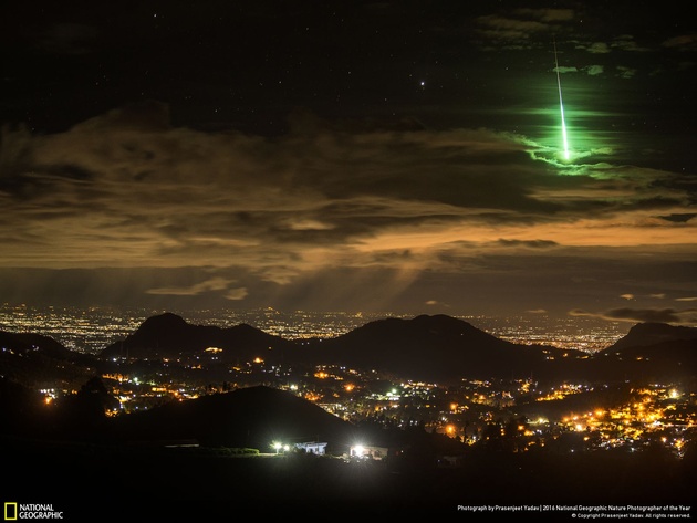 Serendipitous Green Meteor
Photo and caption by Prasenjeet Yadav