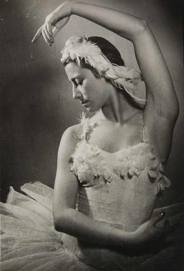 Народная артистка СССР Майя Плисецкая. Евзерихин Э.Н., 1950-е 

