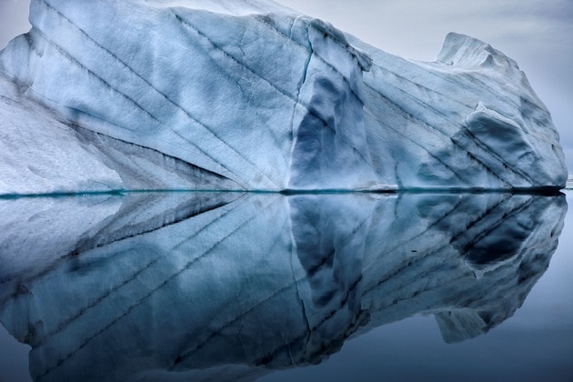 Себастьян Коупленд. Отражения айсберга, Гренландия 2010