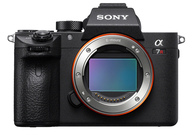 Анонсирована полнокадровая беззеркальная камера Sony a7R III