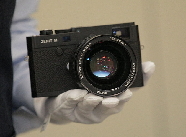 Зенит и Leica представили совместную фотокамеру