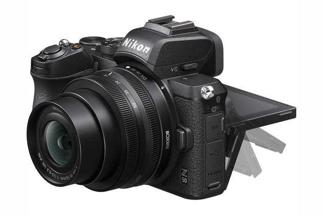 Камера Nikon Z 50 имеет матрицу формата DX, кроп-фактор 1,5.