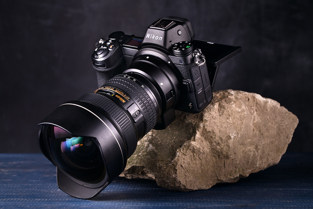 Nikon Z 7 со сверхширокоугольным объективом Nikon AF-S NIKKOR 14-24mm f/2.8G ED, установленным через переходник FTZ
