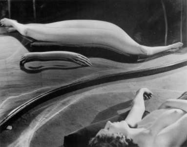 Distortion #49. Фото Андре Кертеша, 1933 г. © André Kertész / The Estate of André Kertész