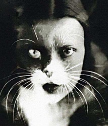 Ванда Вульц. Я + кошка, 1932 г. © Wanda Wulz/Museo di storia della fotographia Fratelli Alinari, Florence-archives Wulz