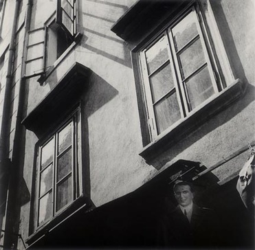 Из цикла «Время продолжается». Фото Яромира Функе, 1930-34 гг. © Jaromír Funke / Museum of Decorative Arts in Prague 