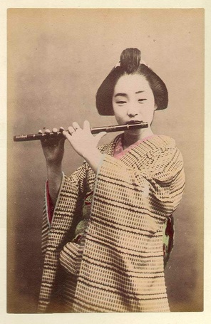 Девушка с флейтой. Неизвестный автор © 1999-2008 George C. Baxley
