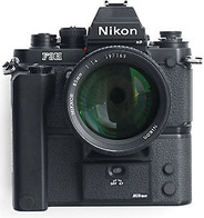 Nikon F3 с мотором для перемотки пленки
