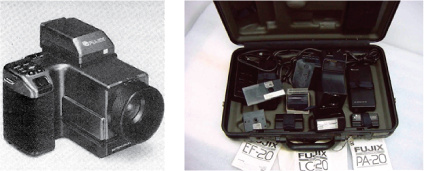 Первые цифровые фотоаппараты по своим массогабаритам больше напоминали видеокамеры. Нередко для их переноски прилагался специальный чемодан
