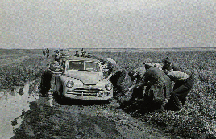 "Осеннее бездорожье", фото ИТАР-ТАСС, 1958 год