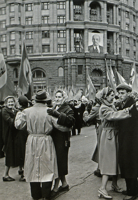"Народные гуляния", фото ИТАР-ТАСС, 1958 год
