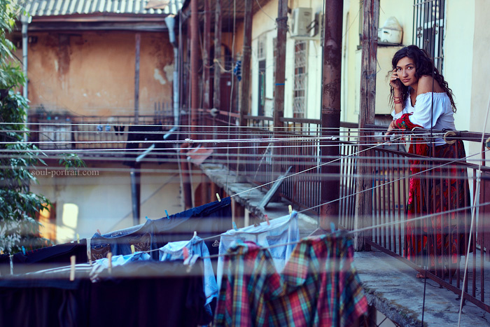 Хозяйка на балкончике © Natalia Ciobanu