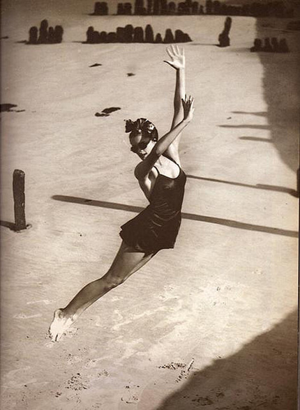 Norman Parkinson, Jump, 1939