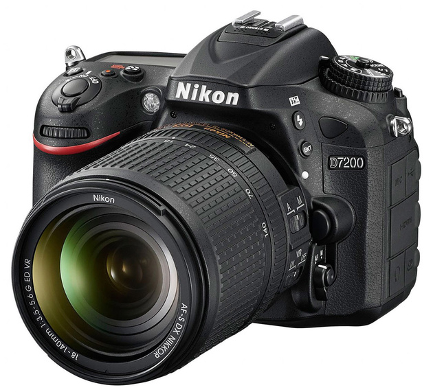 Зеркальная камера Nikon D7200 – буфер больше, автофокус лучше, встроенный Wi-Fi с NFC