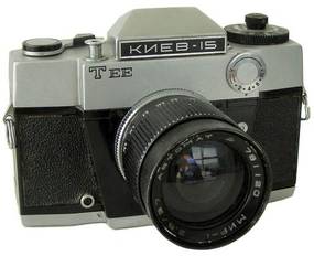 «Киев-15 TEE»
Год выпуска: 1973-1987
Производитель: Арсенал (Киев)
Размер кадра: 24×3
Объектив: Гелиос-81 2/53