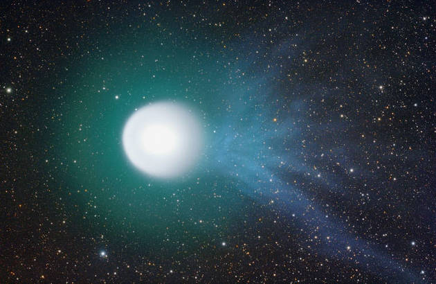 Как ученые рассчитали орбиту кометы по фотографиям из интернета