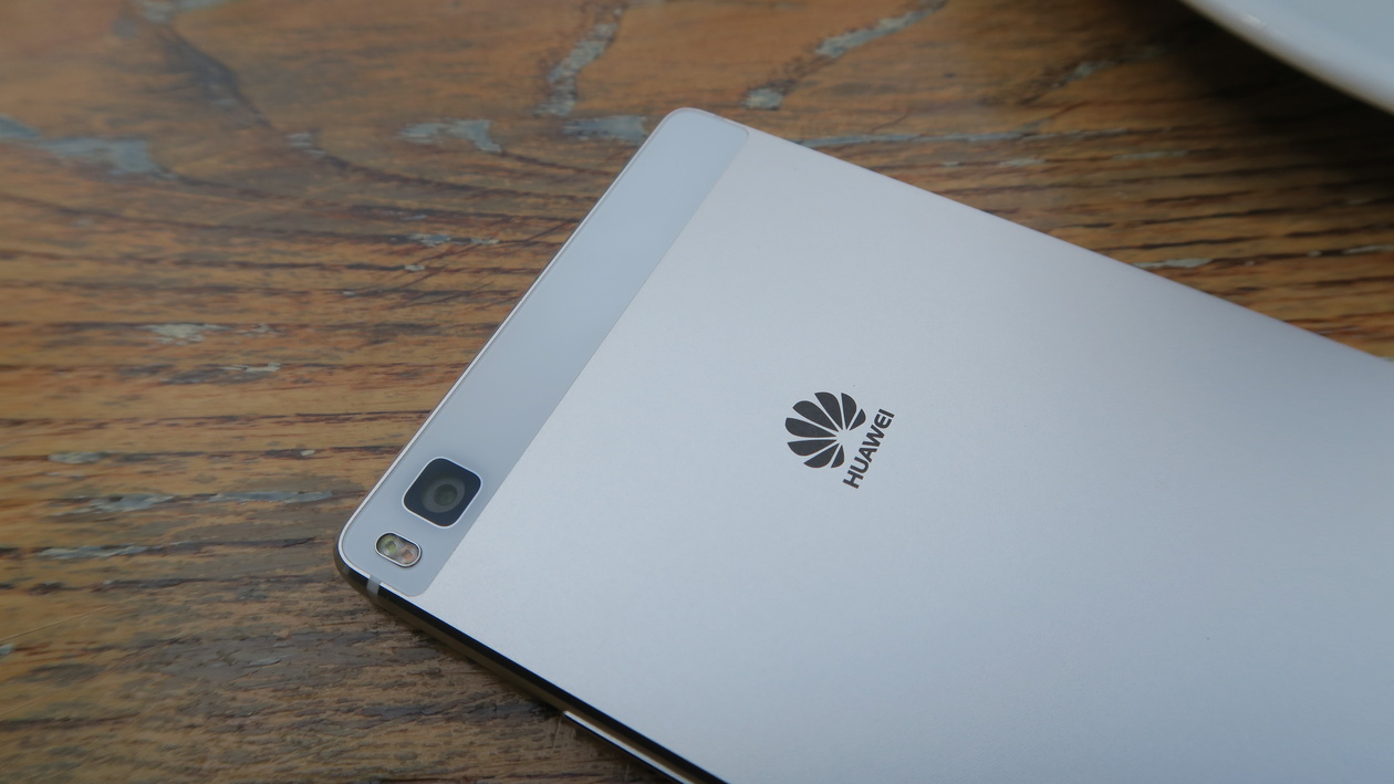 Описание камеры смартфона Huawei P8