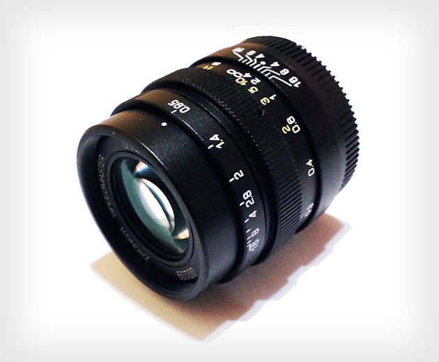 Mitakon 25mm f/0.95 для Микро 4/3 объявлен официально, цена $399