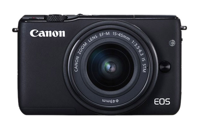 Беззеркальная камера Canon EOS M10 и складной объектив EF-M 15