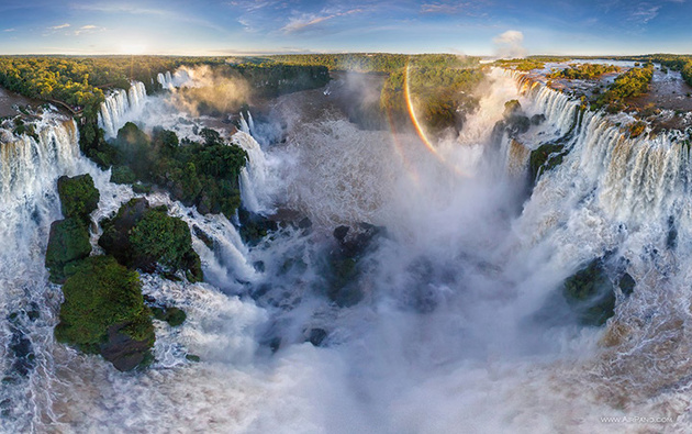 Водопад Игуасу, Аргентина и Бразилия
