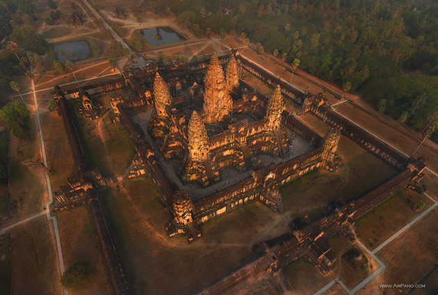 Храм Ангкор Ват, Сиемреап, Камбоджа
