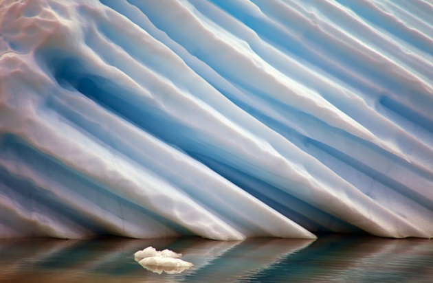 Ice Colours © Tim Vollmer