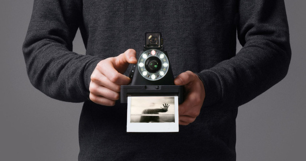 Компания Impossible Project заново изобретает моментальную камеру