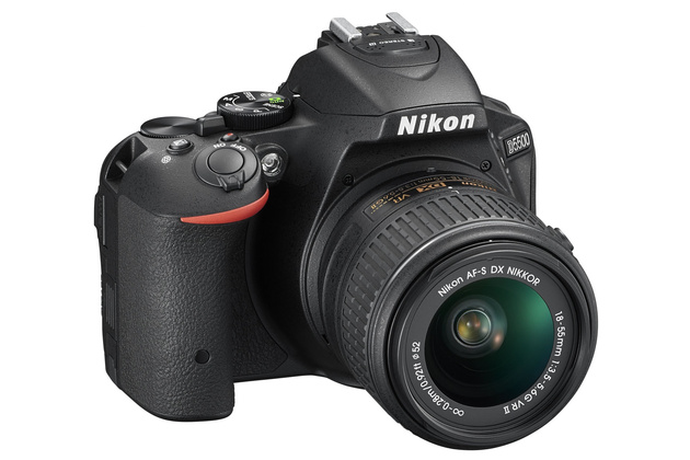Nikon D5500 с объективом Nikon AF-P DX 18-55mm f/3.5-5.6G VR Nikkor 