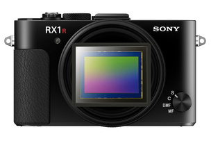 Для сравнения: матрица Sony Cyber-shot DSC-RX1RM2...