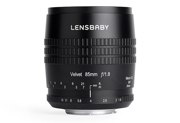 Объектив Lensbaby Velvet 85 F1.8 создает «глянцевые тона кожи»