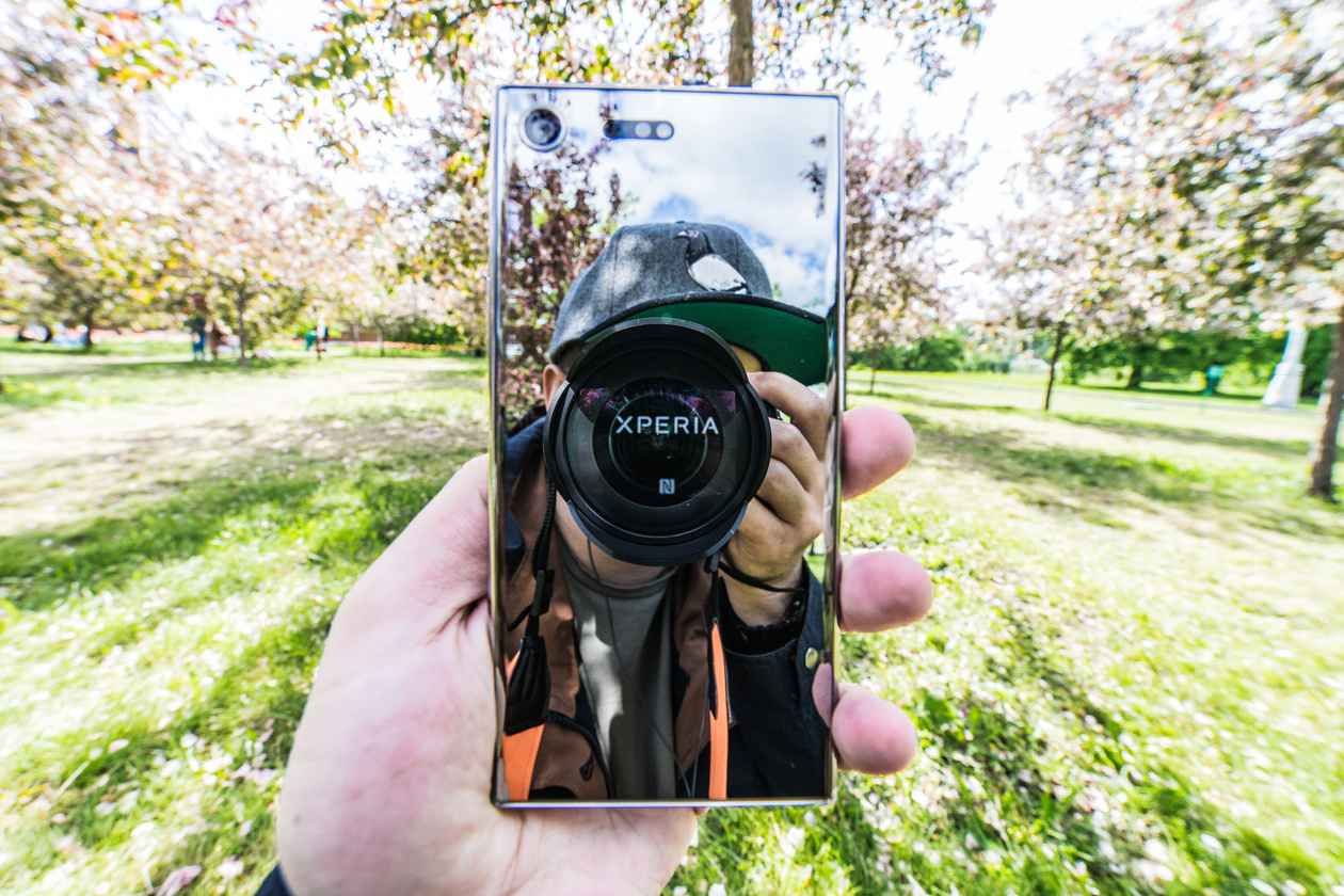 Обзор и тест смартфона Sony Xperia XZ Premium