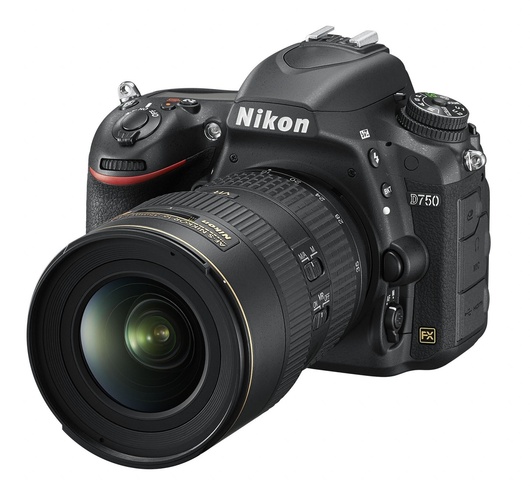 Nikon AF-S 16-35mm f/4G ED VR Nikkor и Nikon D750