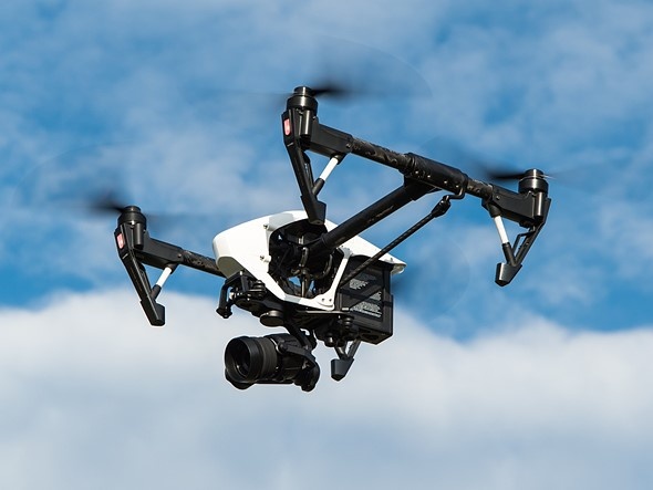 Великобритания вводит регистрацию дронов и тесты для пилотов