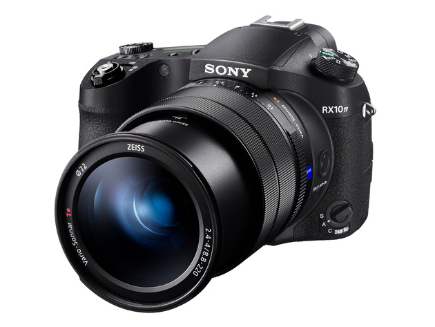 Sony Cyber-shot RX10 IV – зум 25х, фазовый АФ и серия 24 кадр/с