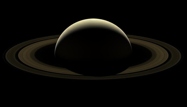 Космический зонд Кассини сделал свой последний снимок Сатурна 