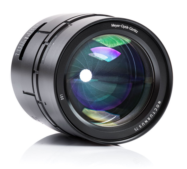 Nocturnus 75mm f/0.95 – самый светосильный в мире 75-мм объектив