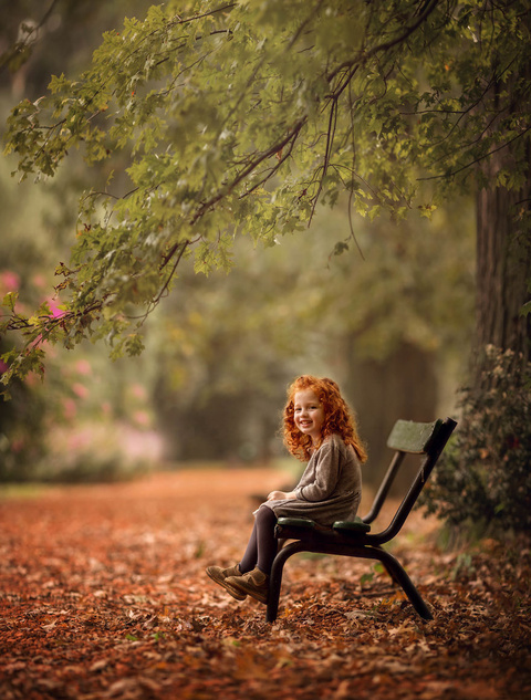 Рыжеволосые девочки и осень – прекрасное сочетание для фото