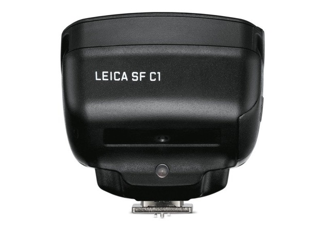 Вспышка Leica SF 60 и пульт ДУ вспышками SF C1