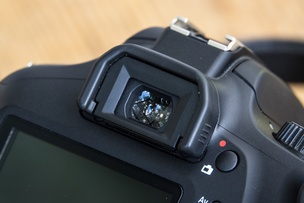 Видоискатель Canon EOS 4000D без диоптрийной коррекции