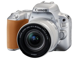 Серебристый вариант Canon EOS 200D придётся по вкусу любителям ретро и винтажного дизайна.