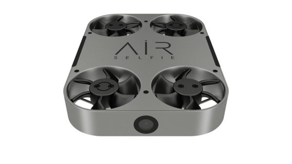 AirSelfie2 – обновлённая версия карманного селфи-дрона