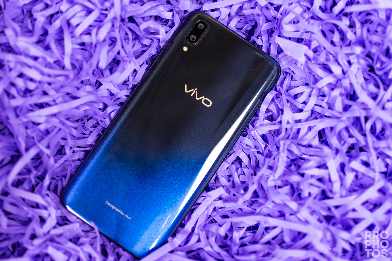 Обзор и тест смартфона Vivo V11