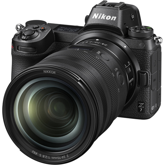 Nikon Z 7 с объективом Nikkor Z 24-70mm f/2.8 S