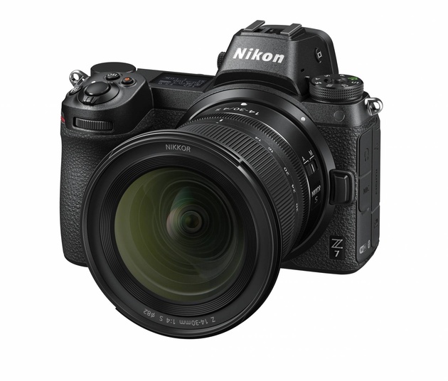 Беззеркальная камера Nikon Z 7 с новым сверхширокоугольным объективом Nikon NIKKOR Z 14–30mm f/4 S